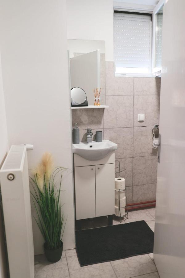 Apartman Viljevac, Donji Miholjac Exteriör bild